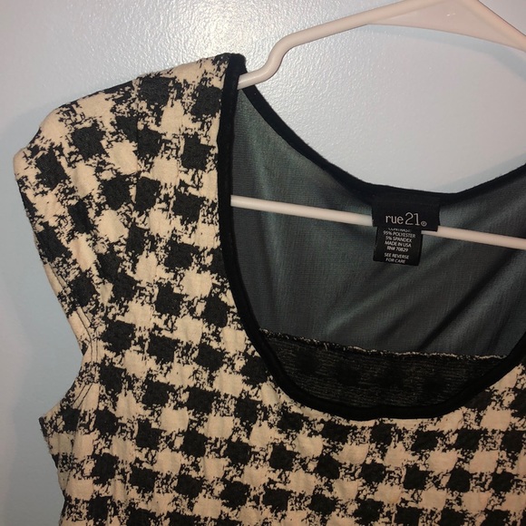 Checker print dress - Picture 2 of 2